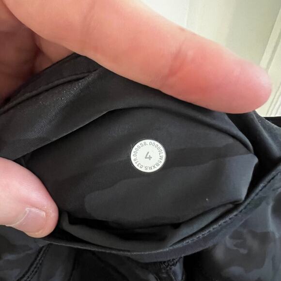 Lululemon Fast and Free Tight II 25" *Non-Reflective Nulux Size 4 - Picture 6 of 6